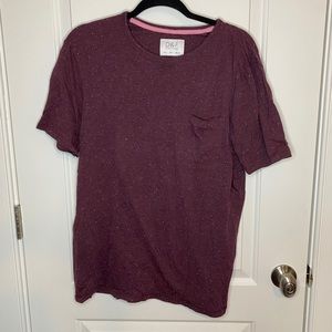 Men’s D&F Burgundy Scoop Neck T-Shirt Large
